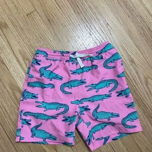 Chubbies kids swim trunks size 6 crocodile print